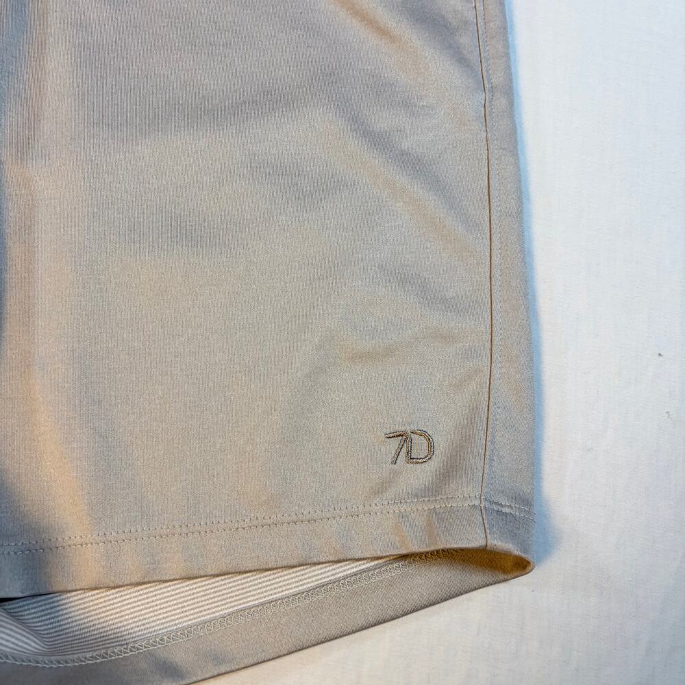7 Diamonds Mens A game performance tan khaki shorts. Size 30. Golf, Tennis - Picture 6 of 6